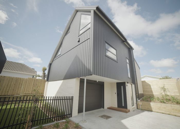  at 14 Lemington Road, Westmere, Auckland