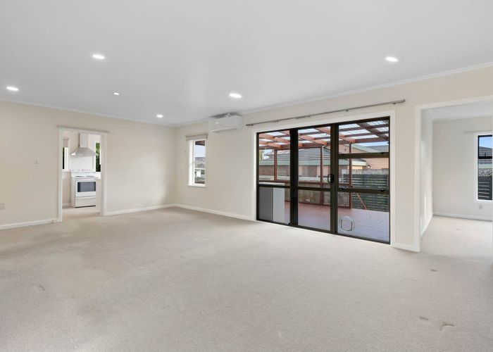  at 126 Forrest Hill Road, Forrest Hill, North Shore City, Auckland