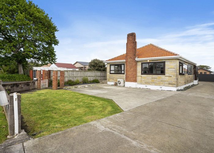  at 12 Panorama Road, Mount Wellington, Auckland