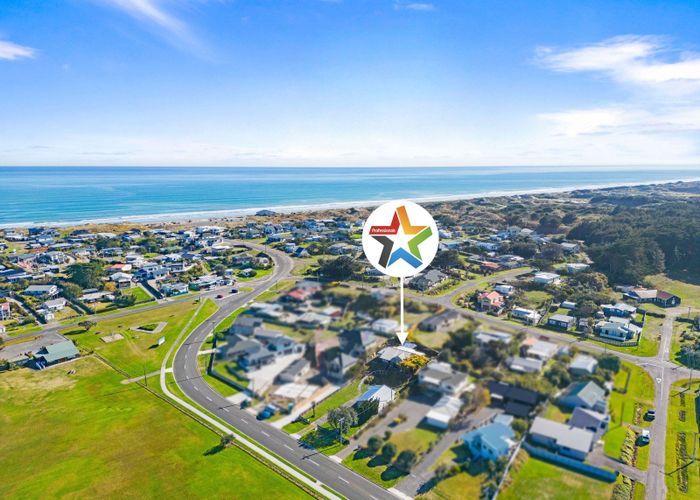  at 27 Bond Street, Foxton Beach, Horowhenua, Manawatu / Whanganui