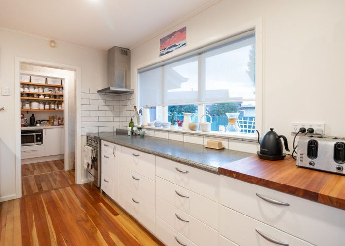  at 7 Nicholson Street, Mayfair, Hastings