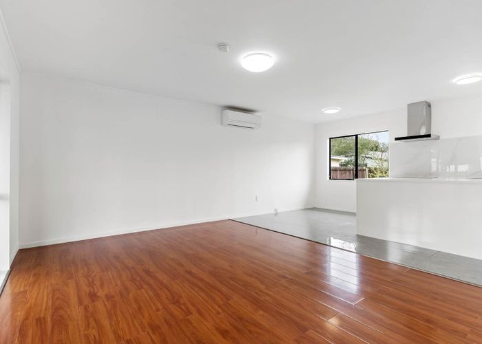  at 2/10 Trevor Hosken Drive, Wiri, Manukau City, Auckland