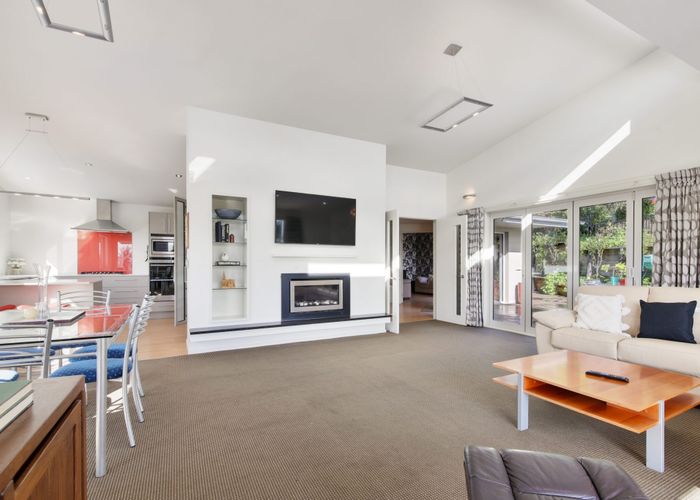  at 1 Emerald Lane, Cashmere, Christchurch City, Canterbury