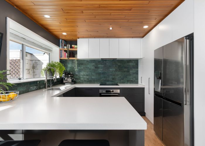  at 2/27 Bretts Road, St. Albans, Christchurch City, Canterbury