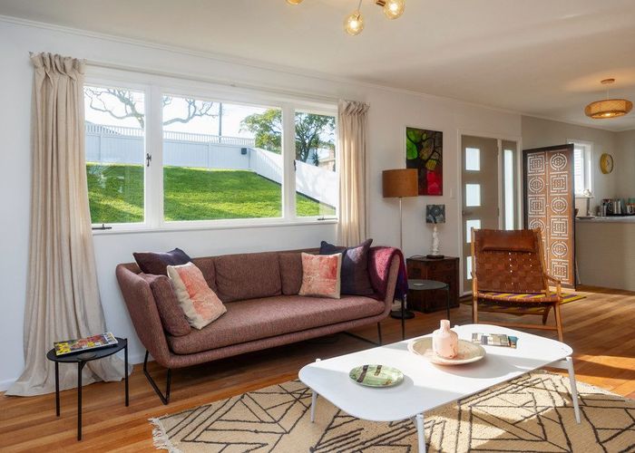  at 7 Hillview Avenue, New Windsor, Auckland City, Auckland