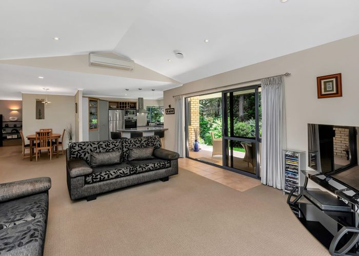  at 14 Halcyon Place, Whau Valley, Whangarei