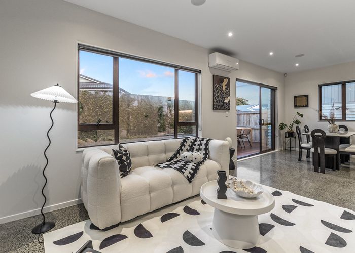  at 7A Ballial Place, West Harbour, Auckland