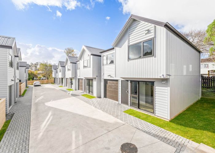  at 58E Fitzherbert Avenue, West Harbour, Waitakere City, Auckland