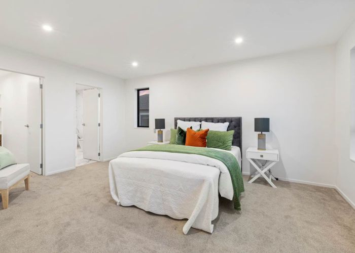  at 18 Glann Lane, Flat Bush, Auckland
