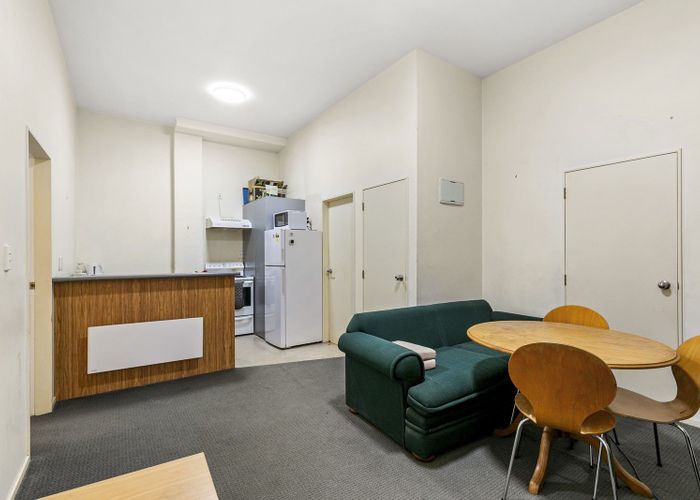  at 1/27 Drummond Street, Mount Cook, Wellington