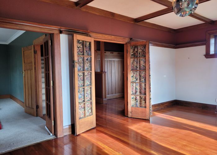  at 221 Hampden Street, Hokitika