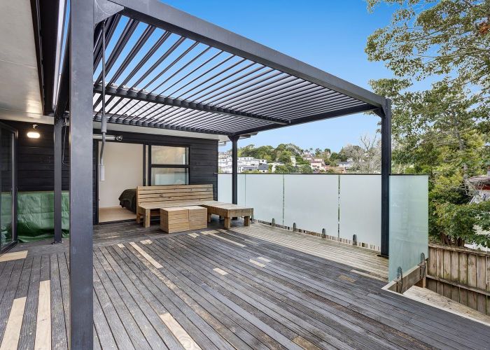  at 2/9 Eastwood Rise, Browns Bay, North Shore City, Auckland