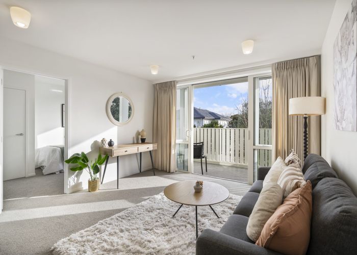 at 104/21A Swanson Road, Henderson, Waitakere City, Auckland