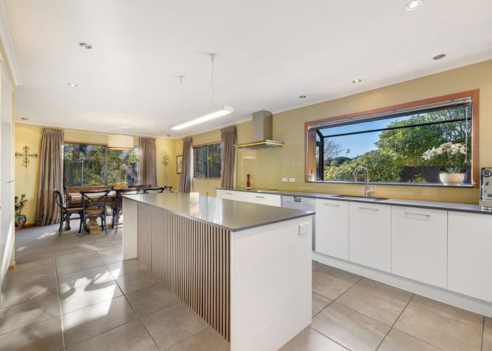  at 5B Regency Crescent, Redwood, Christchurch City, Canterbury