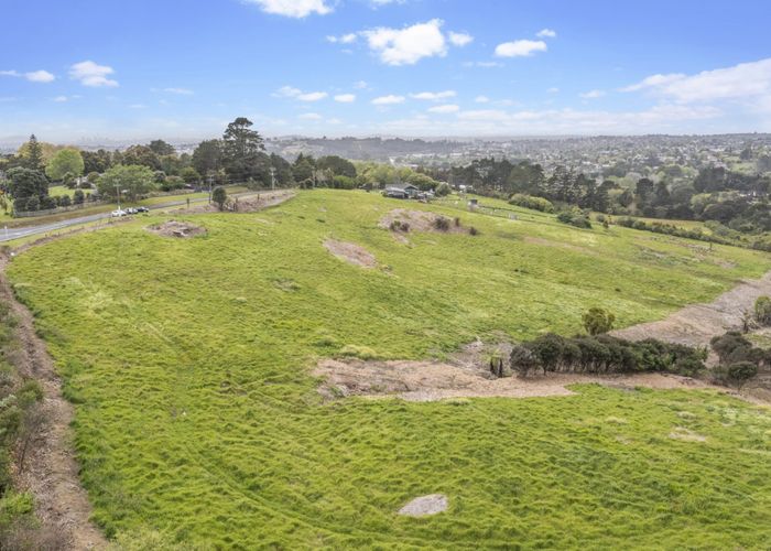  at 44 Holdens Road, Henderson, Waitakere City, Auckland