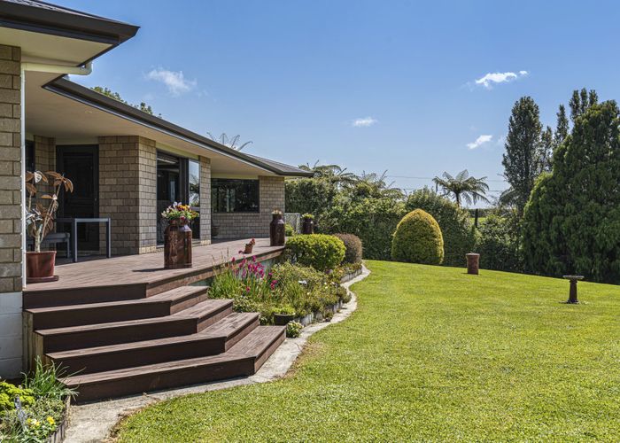  at 869 Carrington Road, Hurworth, New Plymouth