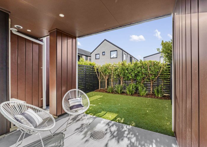  at 9/28 Nevill Road, Hobsonville, Waitakere City, Auckland