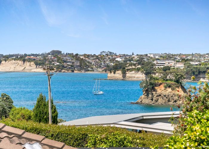  at 1/13 Ringwood Street, Torbay, Auckland