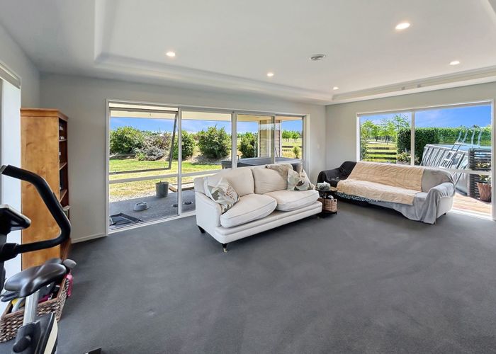  at 1 Tupelo Place, Swannanoa, Rangiora