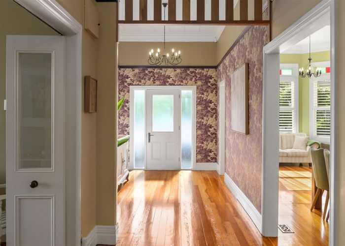  at 134 River Road, Hamilton East, Hamilton