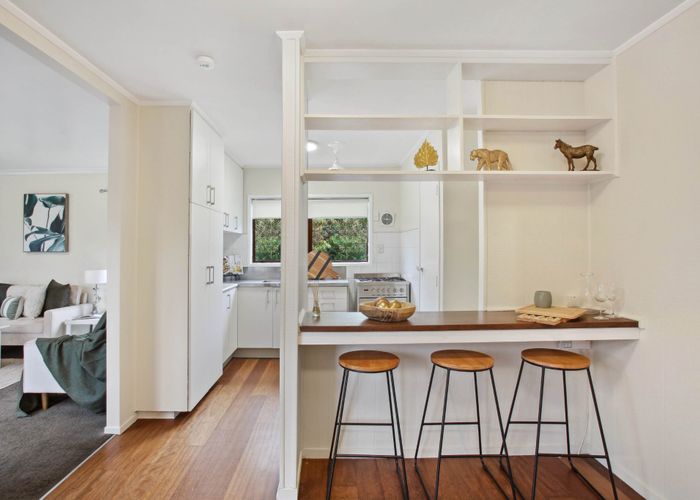  at 82 Glen Road, Ranui, Waitakere City, Auckland