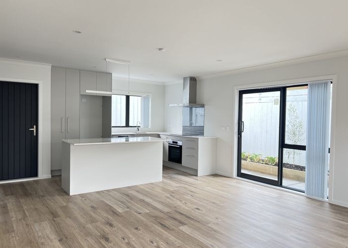  at B & C/2 Snell, Clouston Park, Upper Hutt, Wellington