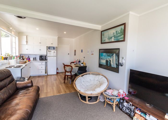  at 86A (Upstairs) Salamanca Road, Kelburn, Wellington, Wellington