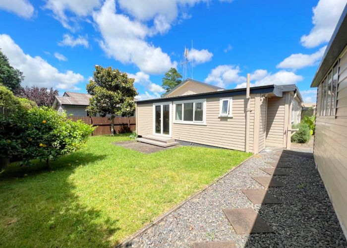  at 357 Cambridge Road, Hillcrest, Hamilton
