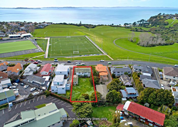  at 7 MacLeans Road, Bucklands Beach, Auckland