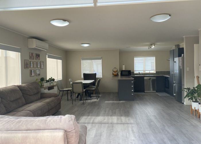  at 37B Harrington Road, Henderson, Waitakere City, Auckland