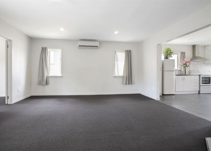  at 7 Kamara Road, Glen Eden, Auckland