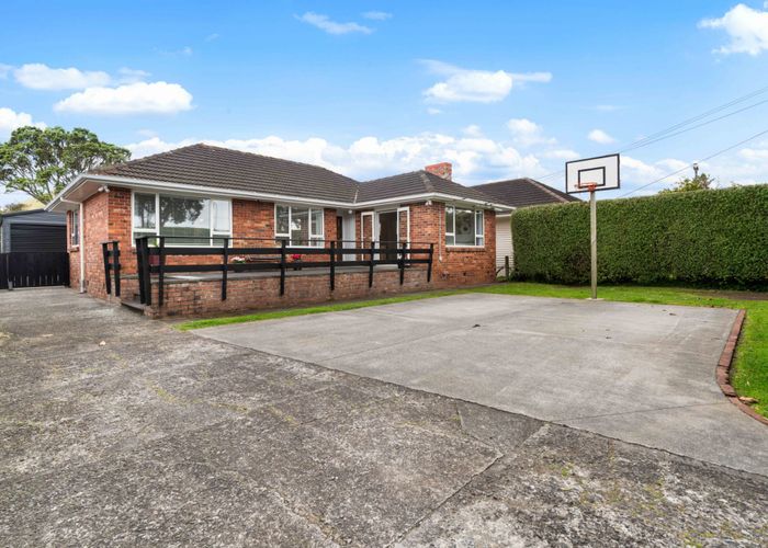  at 71 Wallace Road, Mangere Bridge, Manukau City, Auckland