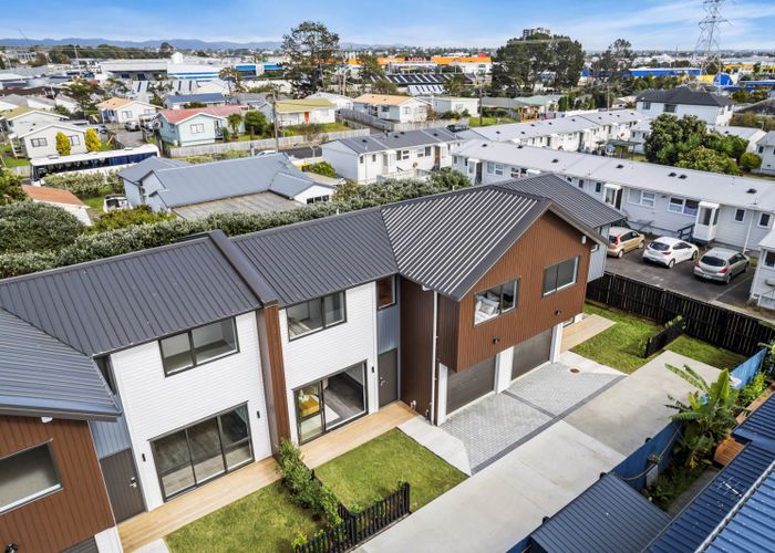  at 27A Busby Street, Blockhouse Bay, Auckland