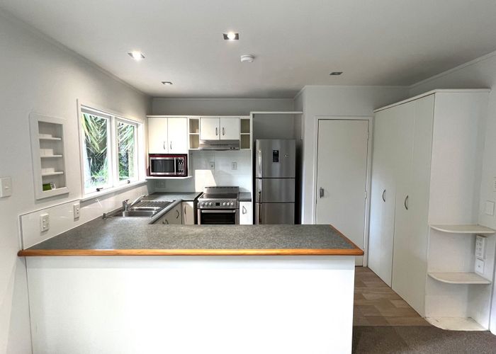  at 546A Glenfield Road, Glenfield, North Shore City, Auckland