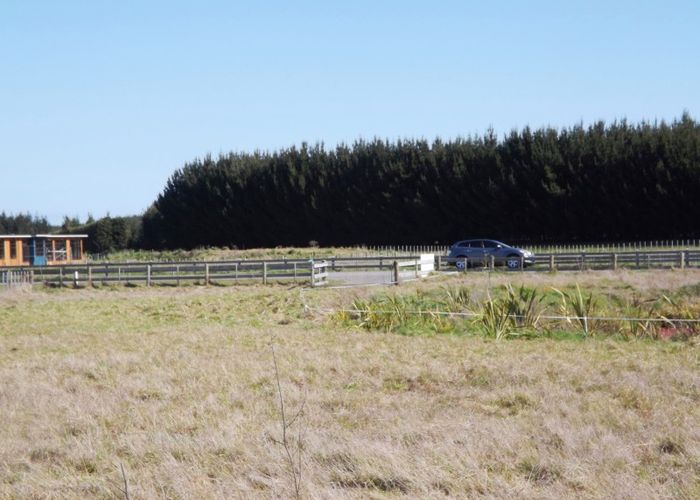  at 1180 Kanuka Drive, Waitarere, Levin