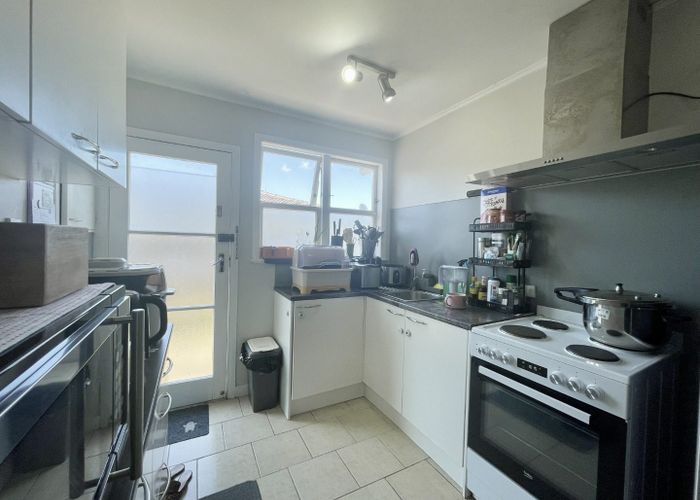  at 289 Mount Wellington Highway, Mount Wellington, Auckland