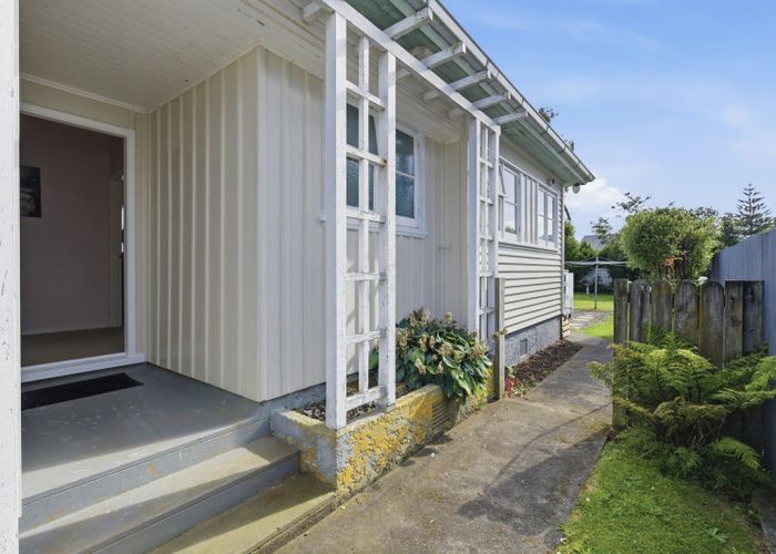  at 6 Brunswick Road, Aramoho, Whanganui, Manawatu / Whanganui