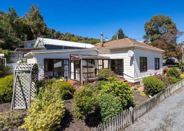  at 27 Montague Street, North East Valley, Dunedin