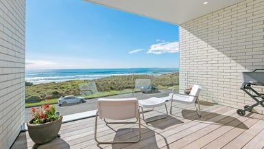  at 210 Marine Parade, Mount Maunganui