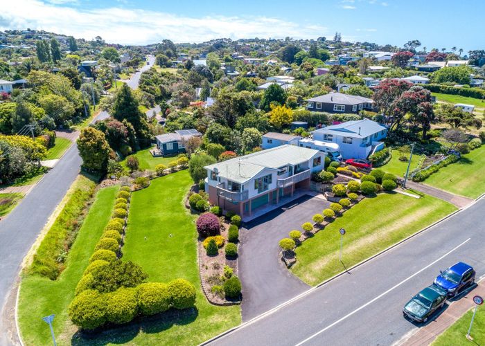  at 27 Tui Street, Oneroa, Waiheke Island, Auckland