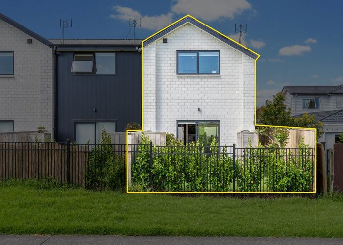  at 7/87 Taikata Road, Te Atatu Peninsula, Waitakere City, Auckland
