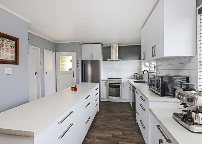  at 108 Clarence Cox Crescent, Pirimai, Napier