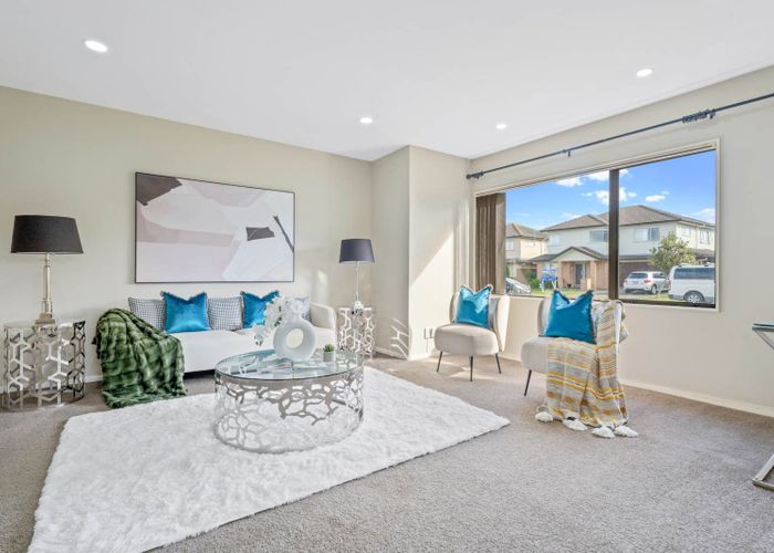  at 28  Malahide Drive, Flat Bush, Manukau City, Auckland