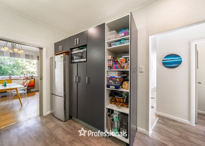  at 132 Cheviot Road, Eastbourne, Lower Hutt, Wellington