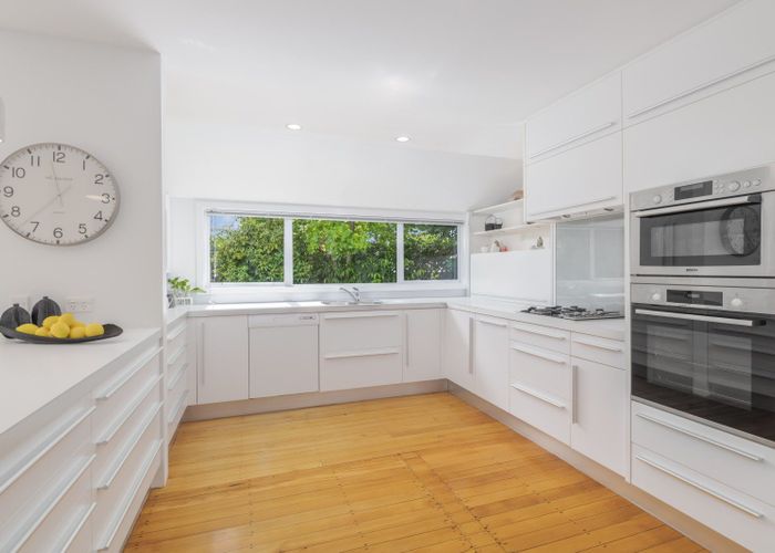  at 124 Watford Street, Strowan, Christchurch City, Canterbury