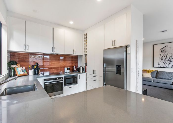  at 51 Rodney St, Howick, Manukau