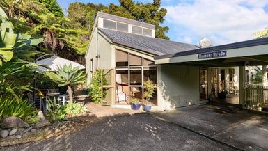  at 24 Wilding Avenue, Northcote Point, Auckland