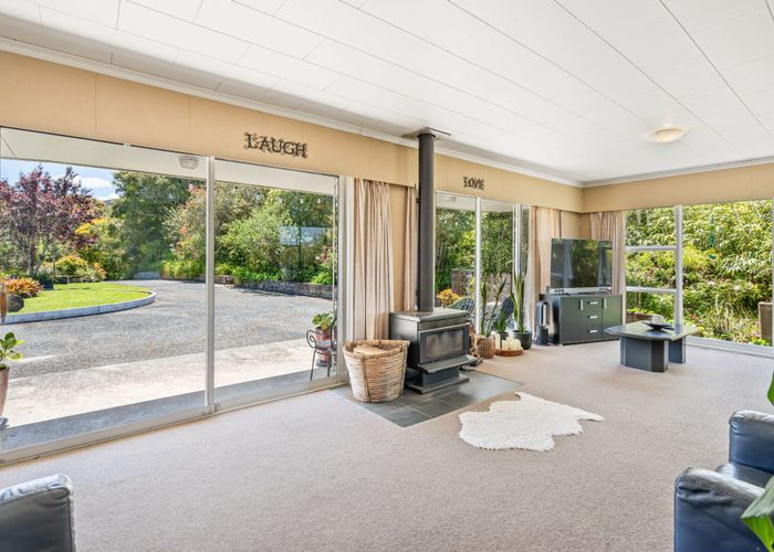  at 2103 State Highway 1, Kaiwaka, Kaiwaka