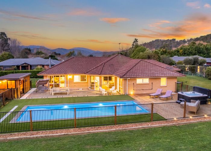  at 101 Emerald Hill Drive, Birchville, Upper Hutt