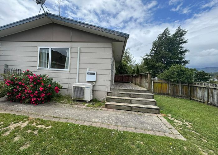  at 33 Delaware Grove, Totara Park, Upper Hutt, Wellington